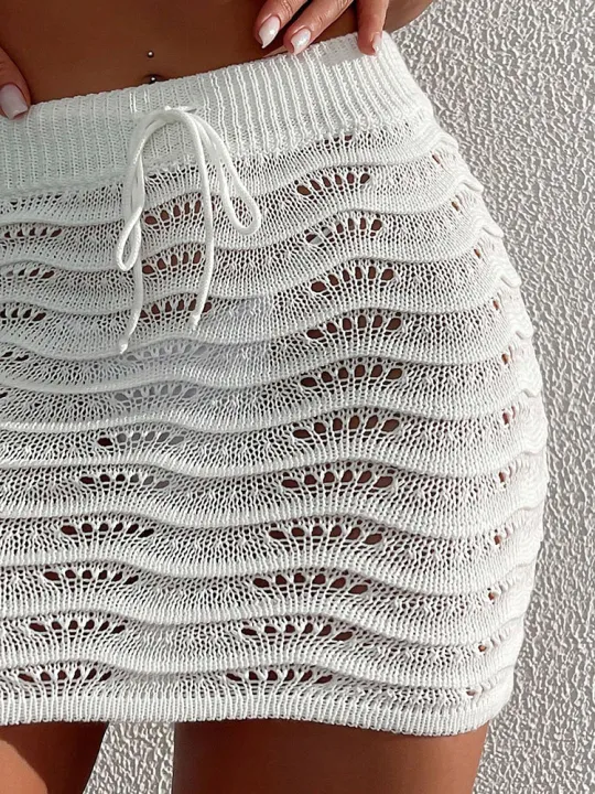 Beach%20Fashion%20Elegant%20Skirt%20Solid%20Color%20Hollow%20Bikini%20Blocked%20Knitted%20Short%20Skirt%20-%20Image%203