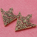 Fashion Golden Brooch Pin For Women Elegant Collar Clip Shirt Accessories Ladies Blouse Decor.