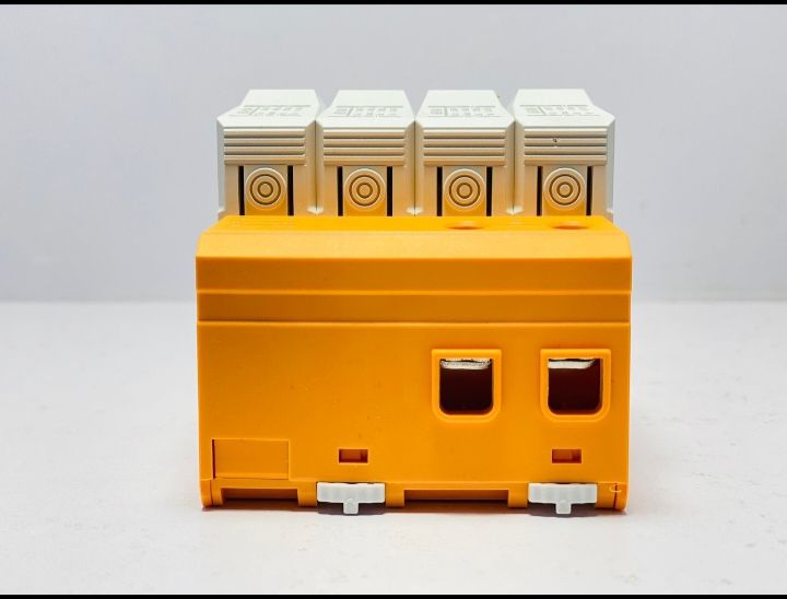 SPD%20AC%20Voltage%20Protector%20Device%204%20Pole%2040KA%20-%20Image%204