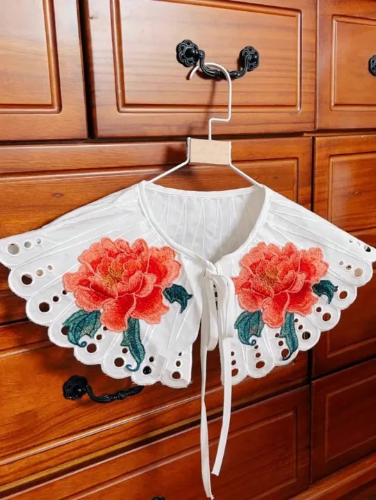 Original%20Niche%20Design%20Spring%20New%20Style%20Flower%20and%20Bird%20Pattern%20Retro%20Fabric%20Fake%20Collar%20Women's%20Embroidered%20Straps%20Cut%20Out%20Shawl%20Can%20Be%20Matchinged%20with%20Shirts%20T-Shirts%20and%20Skirts%20for%20Outings%20to%20Play%20Holiday%20Style%20-%20Image%206