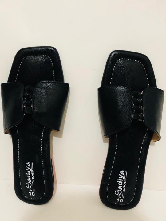 Slim%20and%20Flat%20Fashionable%20Shoes%20for%20Women%20and%20Girls%20%7C%20Button%20shoes%20-%20Image%207