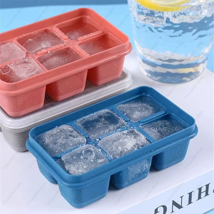 Ijsblokjes%20Mini%20Ice%20Cube%20Trays%20Easy%20Release%20Silicone%20Bottom%20Stackable%20Small%20Ice%20Cube%20Molds%20with%20Airtight%20Lid%20for%20Drink%20Freezer%20-%20Image%205