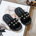 Slippers Princess Wind Pearl Puffs Girls Little Girl Slippers Soft Bottom Outside Penetrating Air Sandals. 