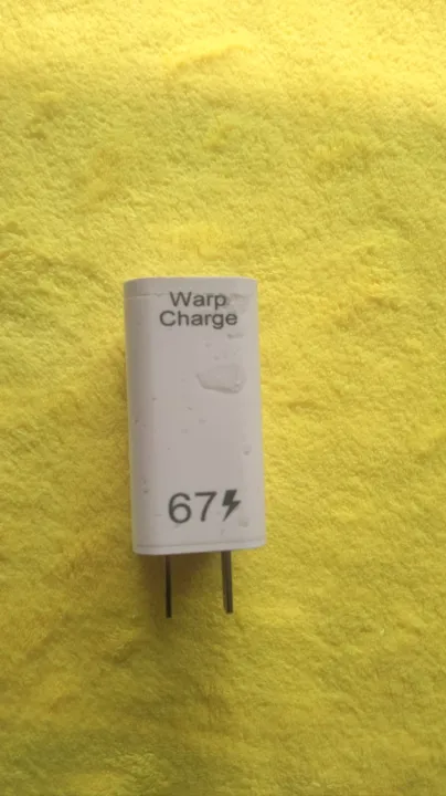 ONE%20PLUS%20Adopter%2067W%20fast%20charger%20-%20Image%202