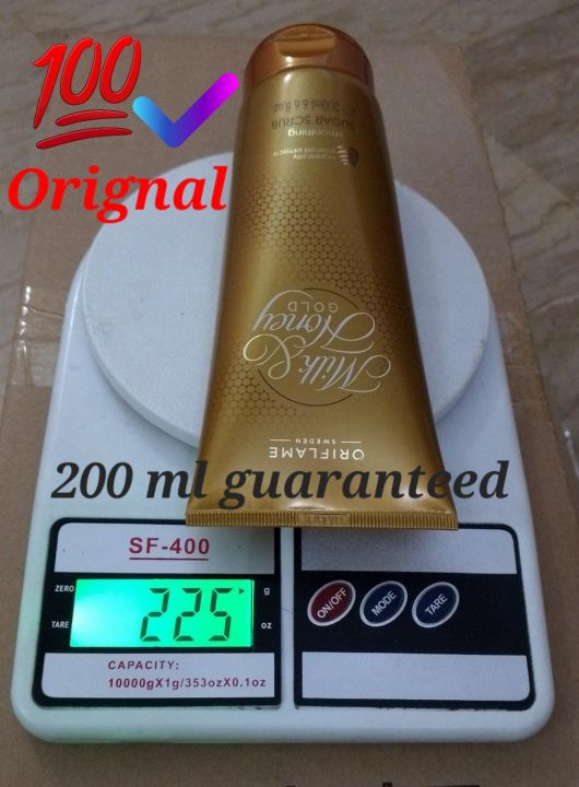 Milk%20And%20Honey%20Gold%20Sugar%20Scrub%20200%20Ml%20Gently%20Exfoliating%20Body%20Scrub%20with%20Natural%20Ingredients%20for%20Soft%20Smooth%20Skin%20-%20Image%204
