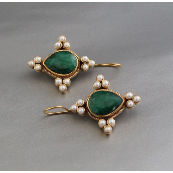 Elegant Retro Geometric Pearl Pendant Pendant Pendant Pendant Earrings Women's Exquisite Pendant Wedding Jewelry Gift