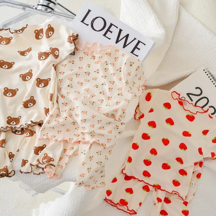 Korean-Inspired%20Baby%20Pajamas%20-%20Minimalist%20Dot%20Print%20PJ%20Set,%20Organic%20Cotton%20Summer%20Sleepwear%20for%20Infant%20Girls%20-%20Image%202