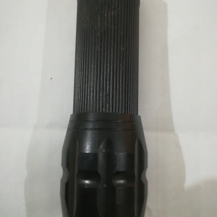 LED%20FLASHLIGHT%20-%20Image%202