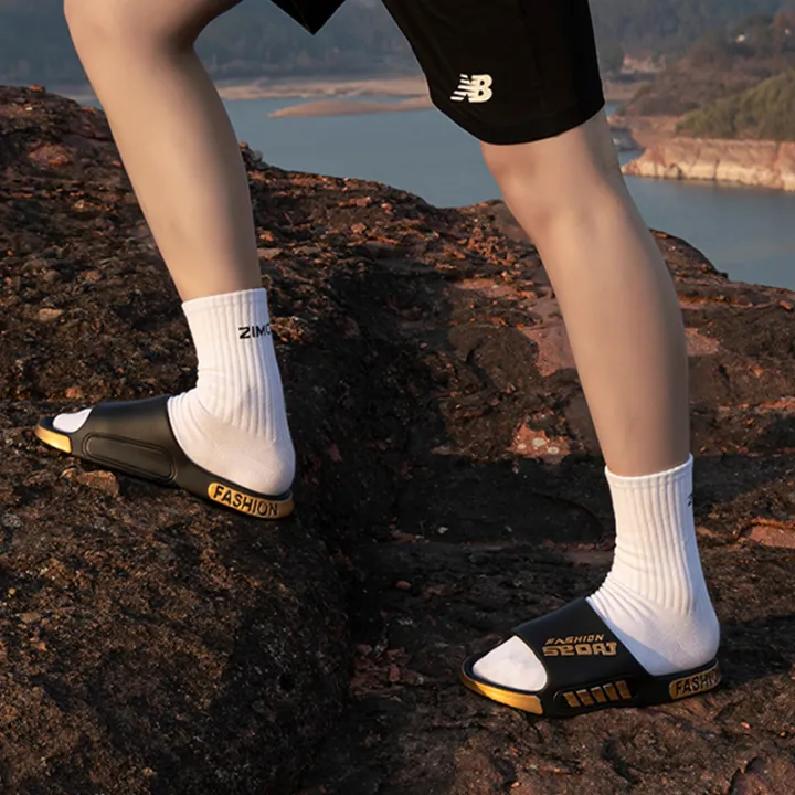 Fashion%20Men's%20Summer%20Slippers%20Anti-slip%20EVA%20Soft%20Sole%20Slipper%20Outdoor%20Beach%20Flip%20Flops%20for%20Men%20Household%20Comfortable%20Shoes%20-%20Image%203