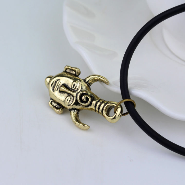 Dean's%20pendant%20necklace%20in%20Supernatural,%20an%20evil%20force%20-%20Image%205
