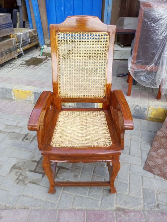 Solid%20sheesham%20wood%20chair/%20Visitor%20Chair/%20Office%20Chair/%20Wooden%20chair%20-%20Image%202