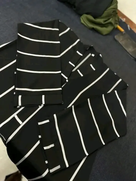 Dubai%20Zoom%20Fabric%20Premium%20Quality%20Lining%20Abaya%20Borka%20%20Stylish%20and%20Elegant%20Design%20Arabian%20Borka%20-%20Image%204