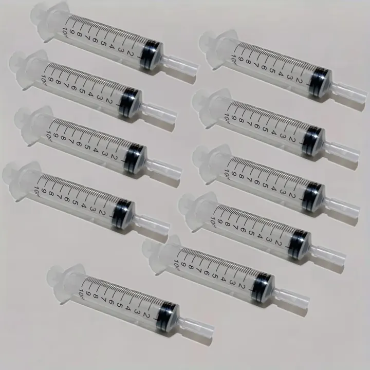 Precision%2010ML%20Syringe%20Dispenser%20for%20Cosmetics%20and%20Fragrances%20-%20Leak-proof,%20clear%20measurement,%20ideal%20for%20precise%20water%20filling%20-%20Image%206