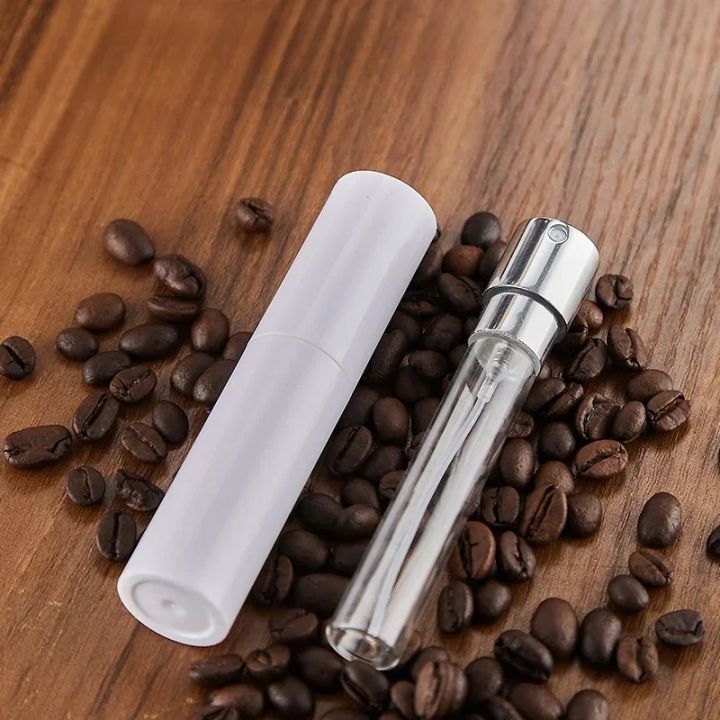 Coffee%20Beans%20Dosing%20Cup%20Trays%20and%20Spray%20Portable%20Humidifier%20Powder%20Anti%20Fly%20and%20Static%20Electricity%20Espresso%20Grinder%20Accessories%20-%20Image%205