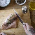 Manual Salt Pepper Grinder Stainless Steel Portable Mini Mill Grinder For Herb Pepper Spice Rose Salt Kitchen Grinding Gadgets. 