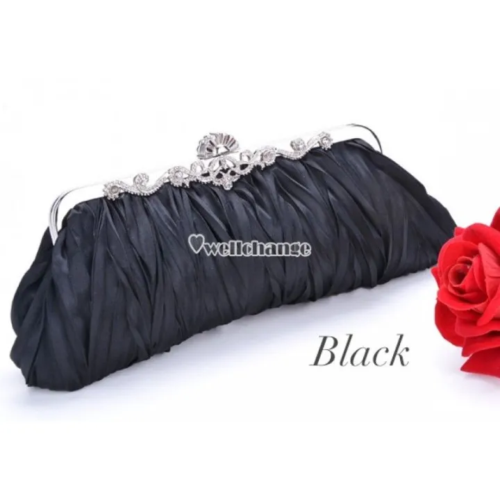 Fashionable%20and%20Vintage%20Ruched%20Satin%20Clutch%20Hand%20Bag%20with%20Silver%20Floral%20Clasp%20-%20Image%204