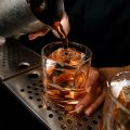 New 15 Grid Silicone Ice Cube Molds Big Tray Mold Ice Cube Maker Reusable Durable Bar Pub Whiskey Cocktail Ice Block Maker Model.