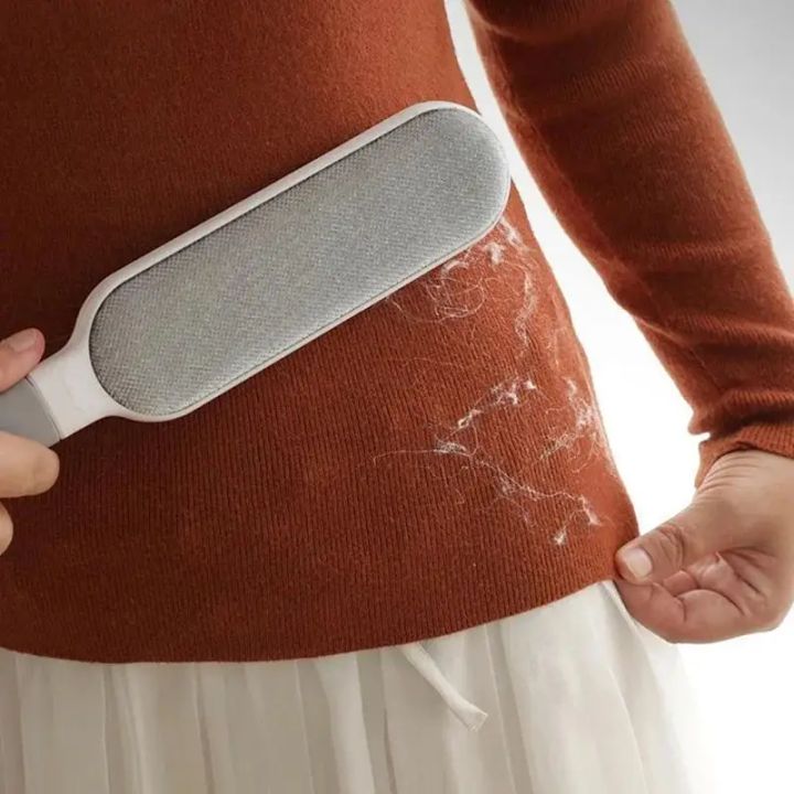 Reusable%20dust%20removal%20brush,%20double-sided%20pet%20hair%20remover,%20manual%20electrostatic%20adhesive%20brush,%20durable%20polypropylene%20material%20-%20Image%202
