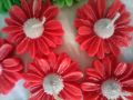 Cute Daisy Flower Scented Candle for Home Decor, Bridal Shower, Baby Shower, and Gifts, Refreshing Aroma, Paraffin Wax, Customizable Design. 
