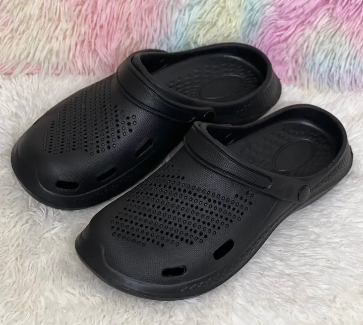 Mens%20Classical%20Trendy%20Crocs%20Eva%20Comfortable%20Lightweight%20Clogs%20Sandals%20Shoes%20-%20Image%204