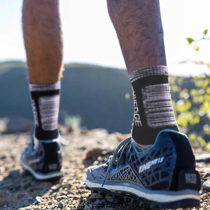 YUEDGE%20Mens%20Sock%20Moisture%20Wicking%20Cushioned%20Crew%20Athletic%20Socks%205Pairs%20Walking%20Hiking%20Socks%20Padded%20Work%20Boot%20Socks%20For%20Men%2037-46%20-%20Image%203