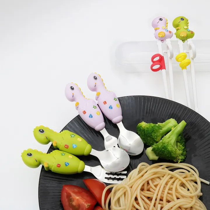 Dinosaur%20Style%20Children%20Practice%20Chopsticks,%20Baby%20Spoon/Fork%20Cutlery%20Storage%20Box%20Set,%20Suitable%20For%203-6%20Years%20Old%20Eating%20Utensils%20-%20Image%202