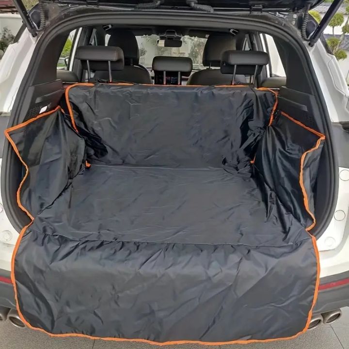 Durable%20Polyester%20Auto%20Trunk%20Mat%20for%20Pets%20-%20Non-Slip,%20Scratch-Resistant,%20Easy-Clean%20Mat%20for%20SUVs%20and%20Cars,%20Pet%20Safety%20Mat%20-%20Image%202