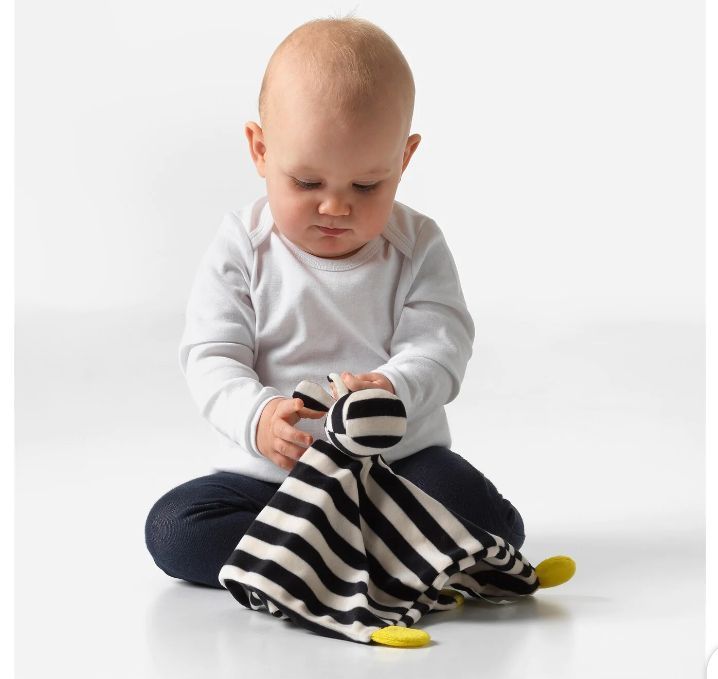Ikea%20KLAPPA%20Zebra%20~%20Black%20White%20Yellow%20Striped%20Baby%20hankies%20Lovey~CUTE%20-%20Image%202