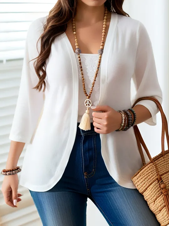 Plus-size%20women's%20open-front%20cardigan,%20lightweight%203/4%20sleeve%20casual%20jacket,%20solid%20color%20layering%20fashion.%20-%20Image%202