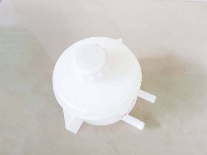 Hino%20F18,%20fl18%20brake%20fluid%20600%20baht%20-%20Image%202