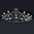 Hair Crown Wedding Hair Accessories For Women Silver Color and White Pearl Crown For Bridal Crowns And Tiara Women Accessories. 