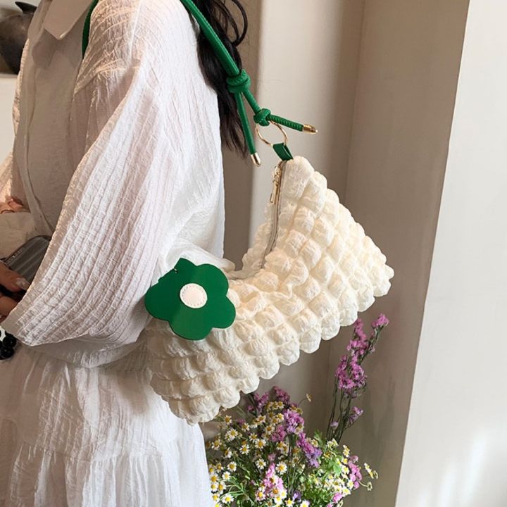 Trendy%20Pleated%20Bubbles%20Shoulder%20Bags%20Handbag%20Daily%20Commuting%20Bag%20Underarm%20Bag%20Plaid%20Quilted%20Solid%20Totes%20Bag%20Messenger%20Bag%20-%20Image%202