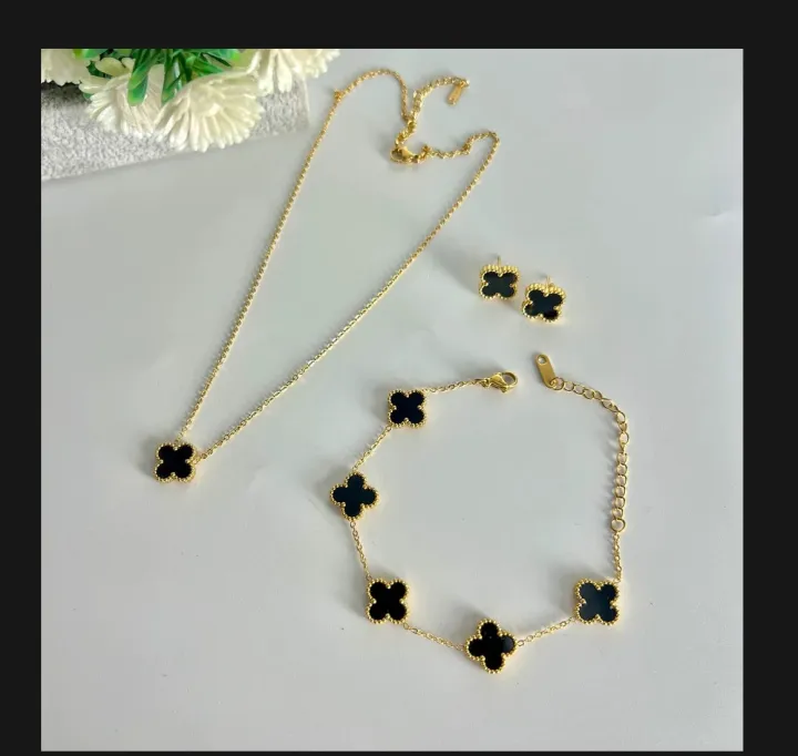 Fashion%20Alloy%20Jewelry%20Set%20Plum%20Blossom%20Five%20Leaf%20Flower%20Earing%20Girls%20Bracelet%20Laser%20Metal%20-%20Image%204