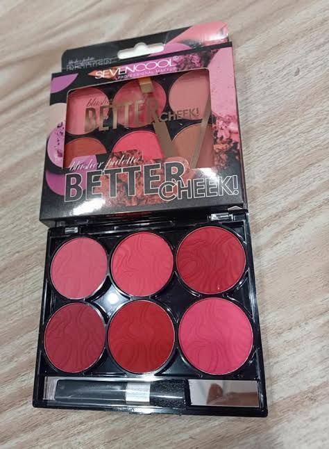 Seven%20Cool%20Matte%20Blush%20kit%20-%20Image%202