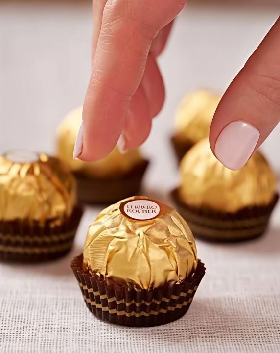 Ferrero%20Rocher%20T16%20-%20Image%203
