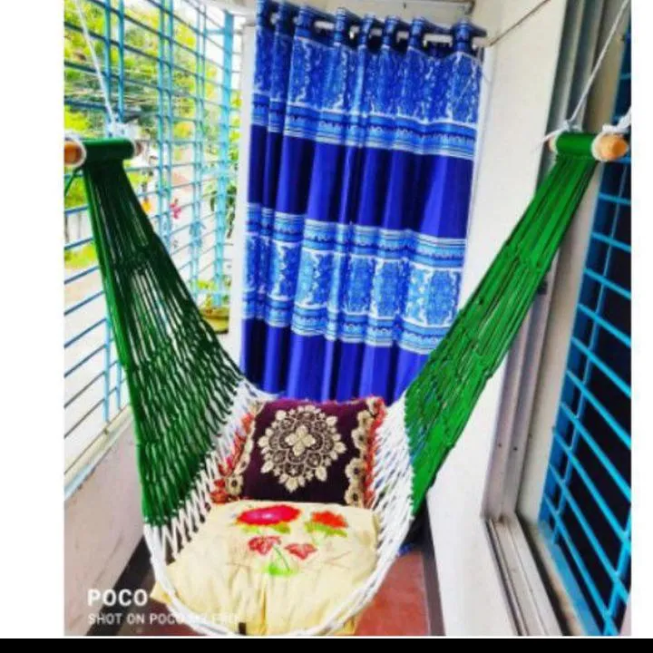 Handmade%20Dulna%20Adult%20Rope%20Bed%20-%20Big%20Swing%20For%20All%20Ages%20-%20Add%20Comfort%20To%20Your%20Outdoor%20Space%20With%20This%20Handmade%20Rope%20Bed%20-%20Image%203