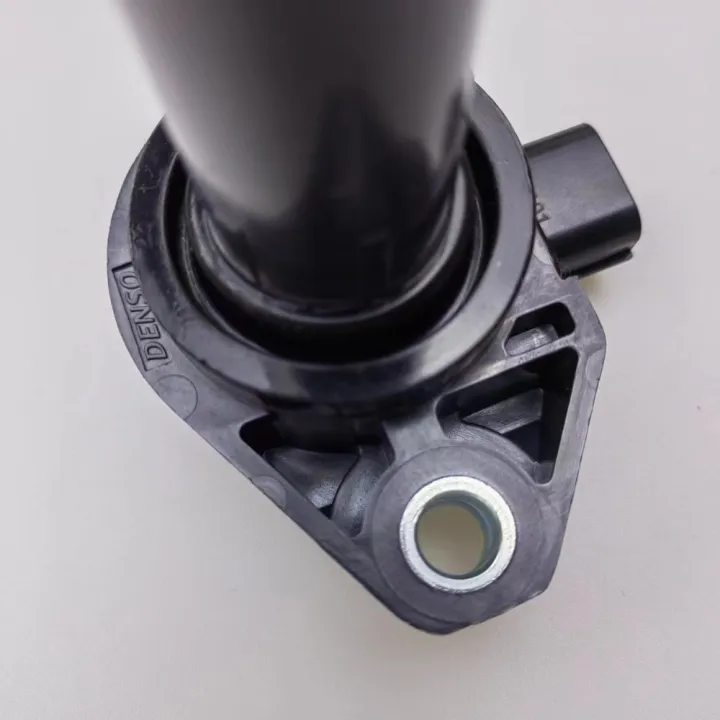 Ignition%20coil%20Honda%20Genuine%20Center%20(made%20in%20Japan)%20part%20no%2030520-rna-a01%20-%20Image%203