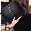 Women's new shoulder bag Korean fashion solid color mid-age women's shoulder bag mother's bag small square bag. 