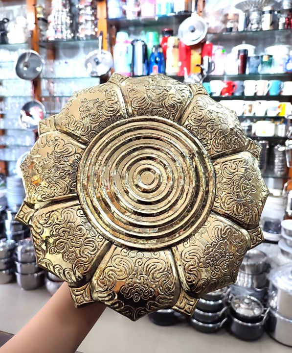 Brass%20Astamangal%20Mandala/Manda%2030.5CM%20-%20Image%202