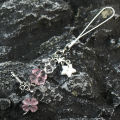 Lucky Leaf Phone Charms Pendant Cute Key Chain Cases For Phone Chain  Schoolbag Books CCD Camera Key Pendant Accessiroes. 