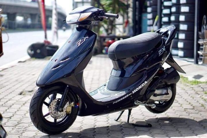 Honda%20Dio%204%20Stroke%20Brand%20New%20Japan%20Bike%202024%20Model%20-%20Image%209