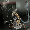 NECA Alien 3 Dog Alien Ultimate Edition Collection Action Figure Alien Blue Alien Xenomorph Predator Model Toy  18CM. 