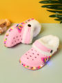 Autumn and winter fashionable, casual and comfortable home shoes for boys and girls with plush holes. 
