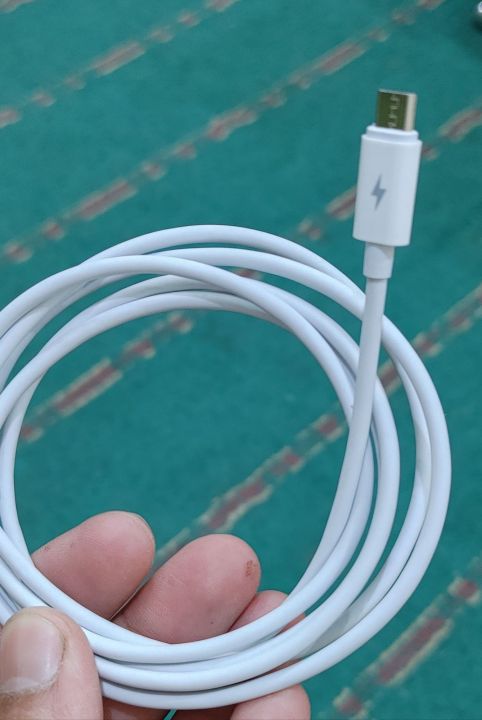 1.5%20Meter%20fast%20Micro%20Usb%20charging%20cable.%20branded%20imported%20cable%20-%20Image%202