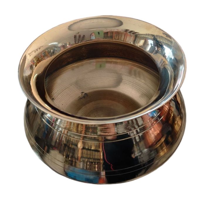 Shiny%20Kasaudi%20Made%20Of%20Brass%202.42kg%20-%20Image%202