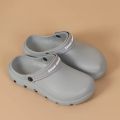 New Men Women EVA Chef Shoes Non-slip Waterproof Oil-proof Shoes Comfortable Workers Slippers Outdoor Fishing Shoes.