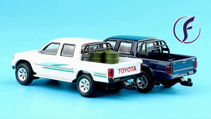 JKM%20Diecast%20Toyota%20Hilux%20Blue%20-%20Image%202