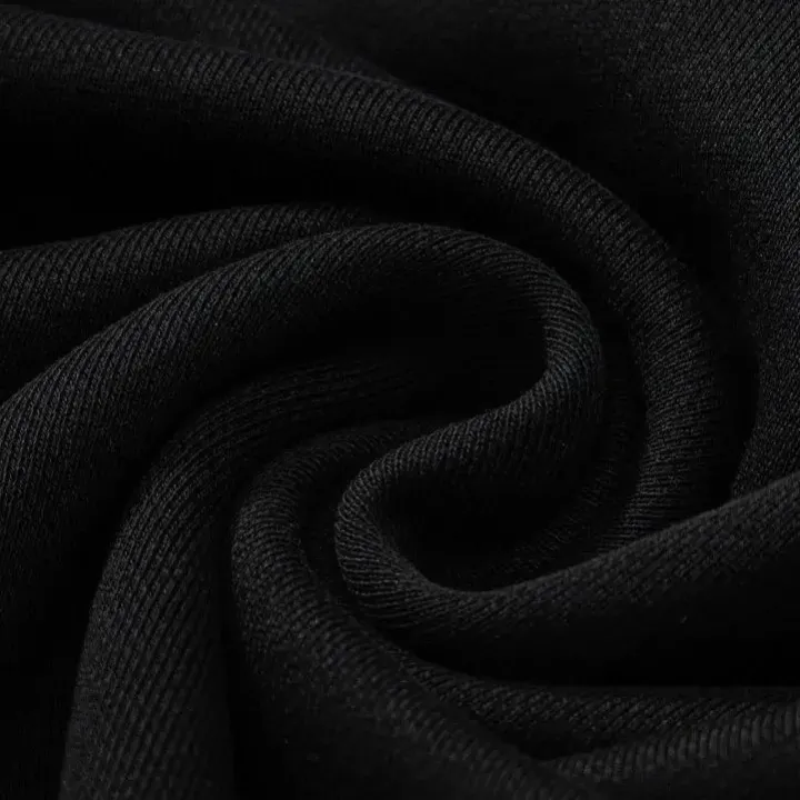 Quick-drying%20Summer%20Sports%20Shorts%20Men's%20and%20Women's%20Quick-drying%20Ice%20Silk%20Thin%20Yoga%20Fitness%20Training%20Three-point%20Pants%20-%20Image%204