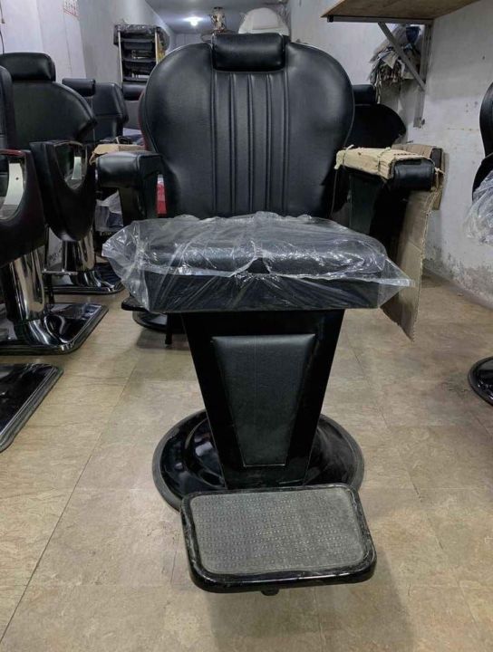 Saloon hair cutting chairs