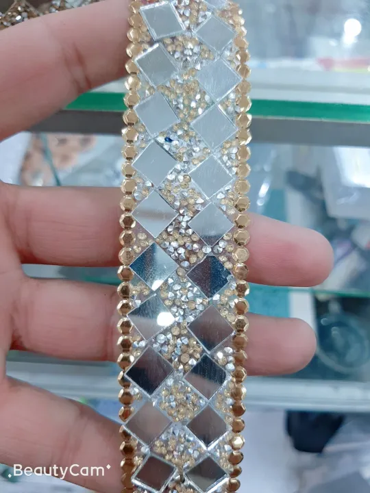 ((OUTSTANDING%20DESIGN))%20MIRROR%20LACE.1%20Gaz(per%20yads)%201.4%20SIZE.FOR%20CLOTH%20-%20Image%202